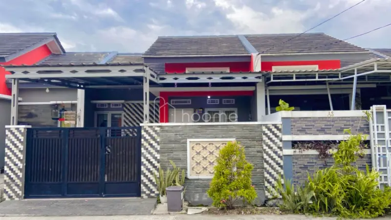 Dijual Rumah Jual Rumah di Bekasi Utara dekat Harapan Indah — foto 3 dari 3
