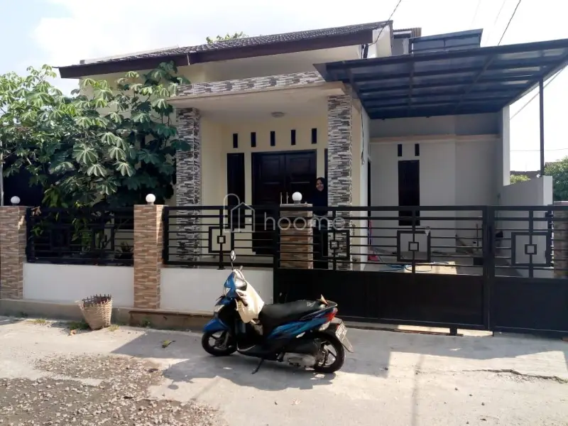 Dijual Rumah POSISI HOOK Strategis — foto 2 dari 7