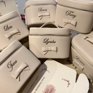 Aura Vanity Case - Beige Large