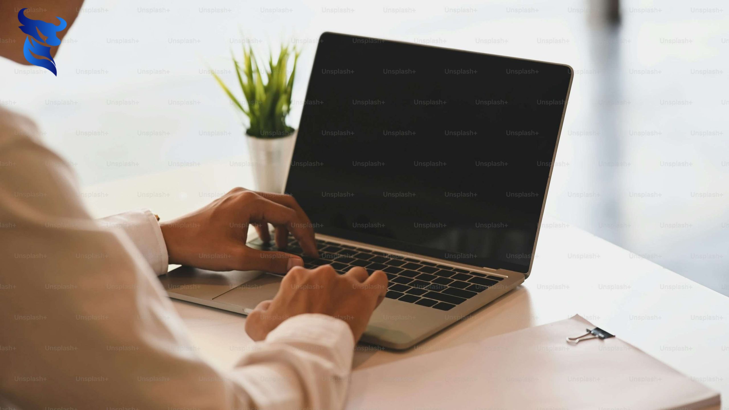 Website hỗ trợ người khuyết tật: làm thế nào để tuân thủ tiêu chuẩn wcag?