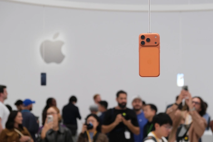 iPhone 17 lập kỷ lục với hơn trăm nghìn đơn đặt hàng tại Việt Nam ngày đầu