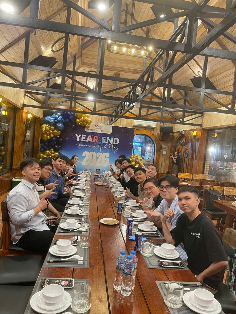 Hành trình cảm xúc tại Year End Party HomeNest 2025 7 Buổi tiệc yep tại homenest