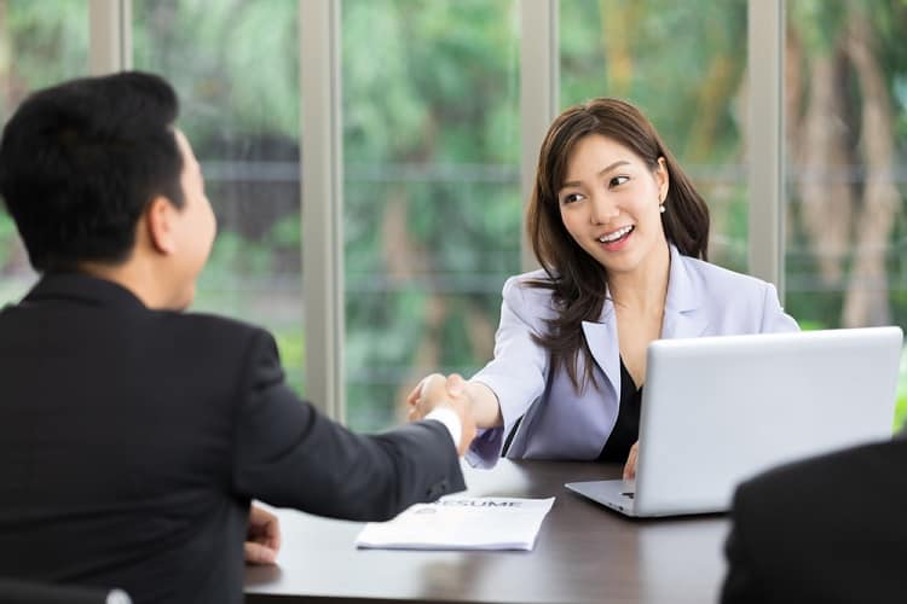 Bí quyết chinh phục nhà tuyển dụng it qua vòng phỏng vấn điện thoại