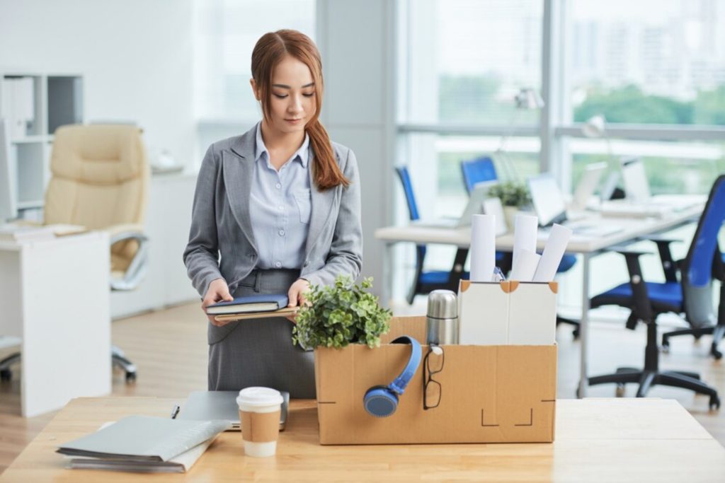 Làn sóng layoff và sự thật về vị trí Senior Developer 1 Senior developer cũng không “bất tử” khi kinh nghiệm cũ không còn là lá chắn trước làn sóng layoff