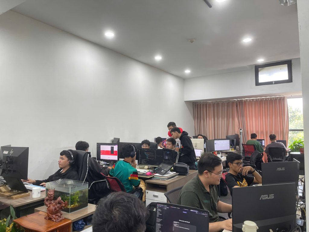 Một ngày làm việc của React Native Developer sẽ như thế nào? 5 Họp nhân sự tại homenest