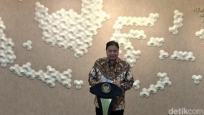 경제 조정 장관(Menko) Airlangga Hartarto
