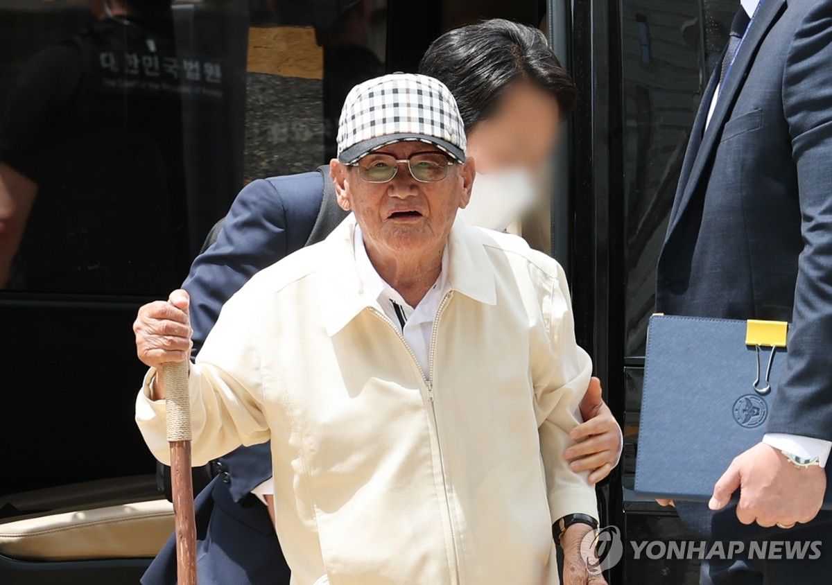 영장실질심사 출석하는 이만희 신천지 총회장
