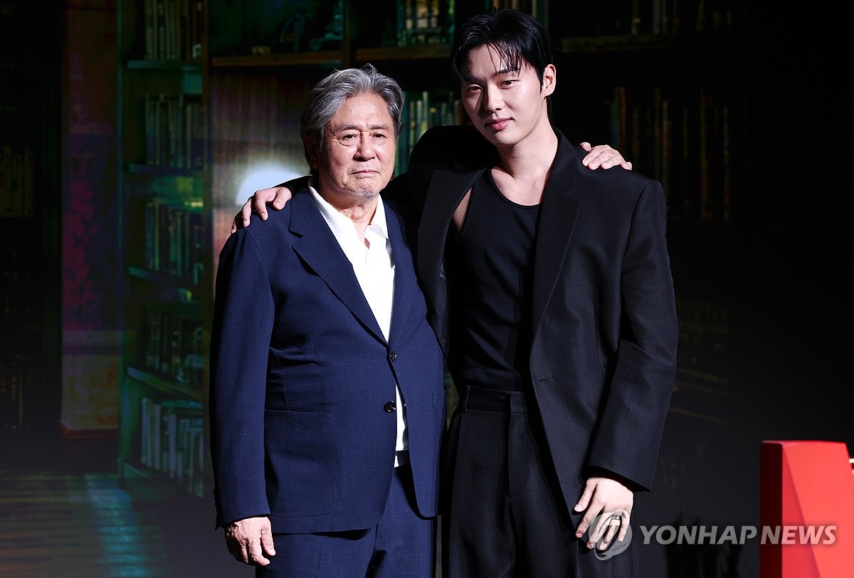 '맨 끝줄 소년' 최민식·최현욱