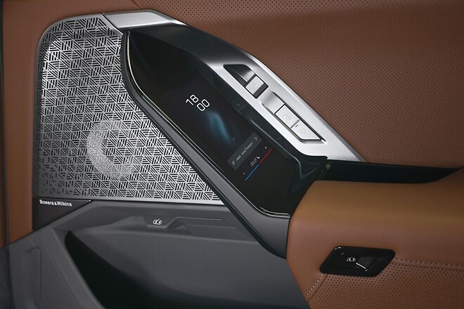 돌비와 BMW, 7시리즈를 달리는 거실로 만들다: 돌비 애트모스 탑재