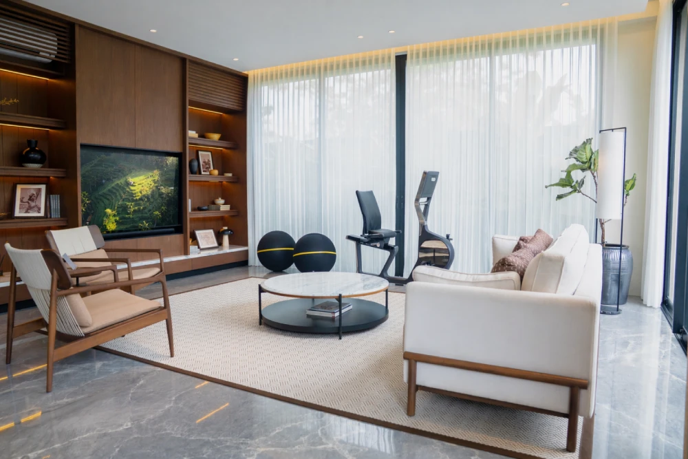 Living Room Ambience - Technogym Active Sitting and Technogym Recline