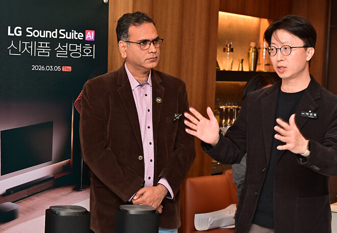 [공식] 신개념 홈 오디오 시스템 ‘LG 사운드 스위트’ 어디서든 설치 제약 없이 최적화된 공간 음향 즐긴다