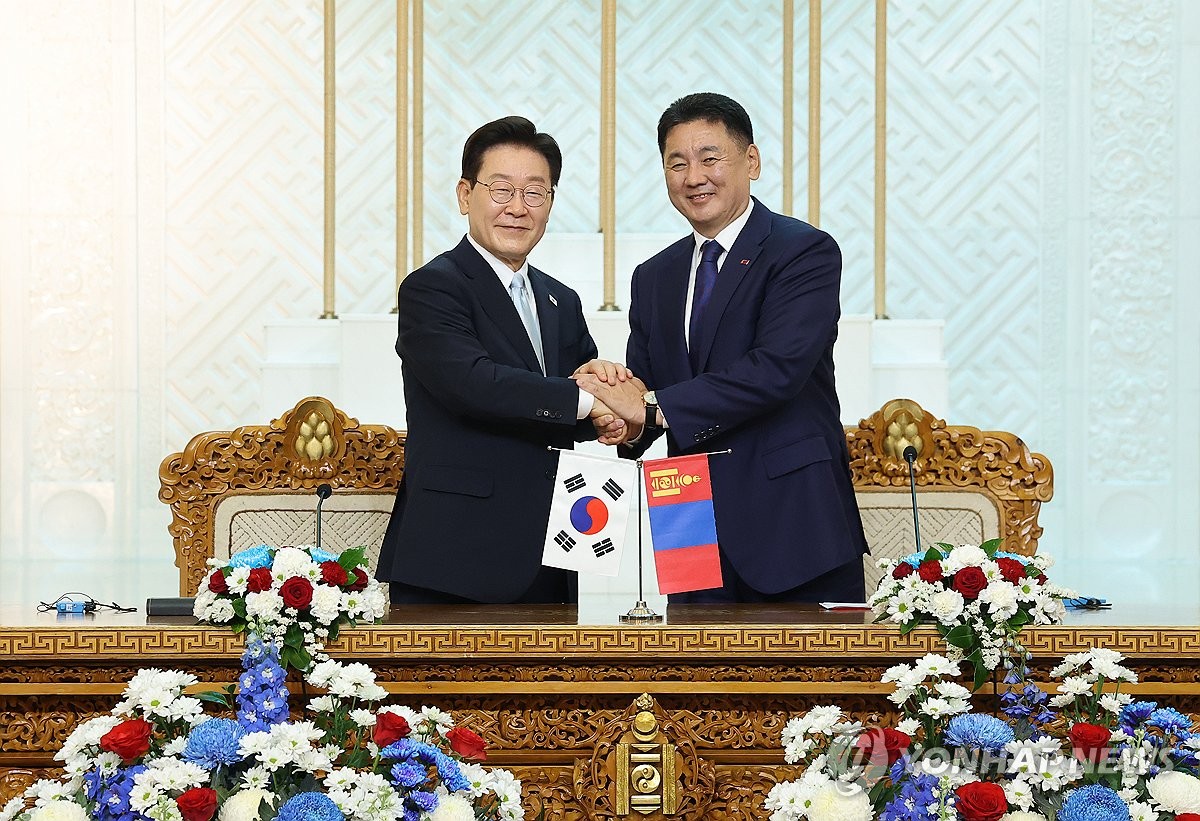李대통령, 몽골 최대명절 '나담축제' 주빈참석…국빈방문 마무리 | 연합뉴스