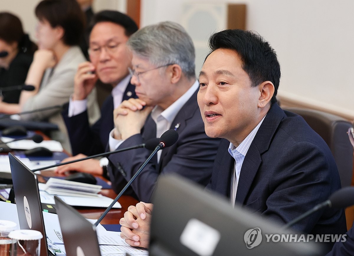 오세훈 '부동산 발언'하려 하자…韓총리 "대토론회 있으니까요"(종합) | 연합뉴스