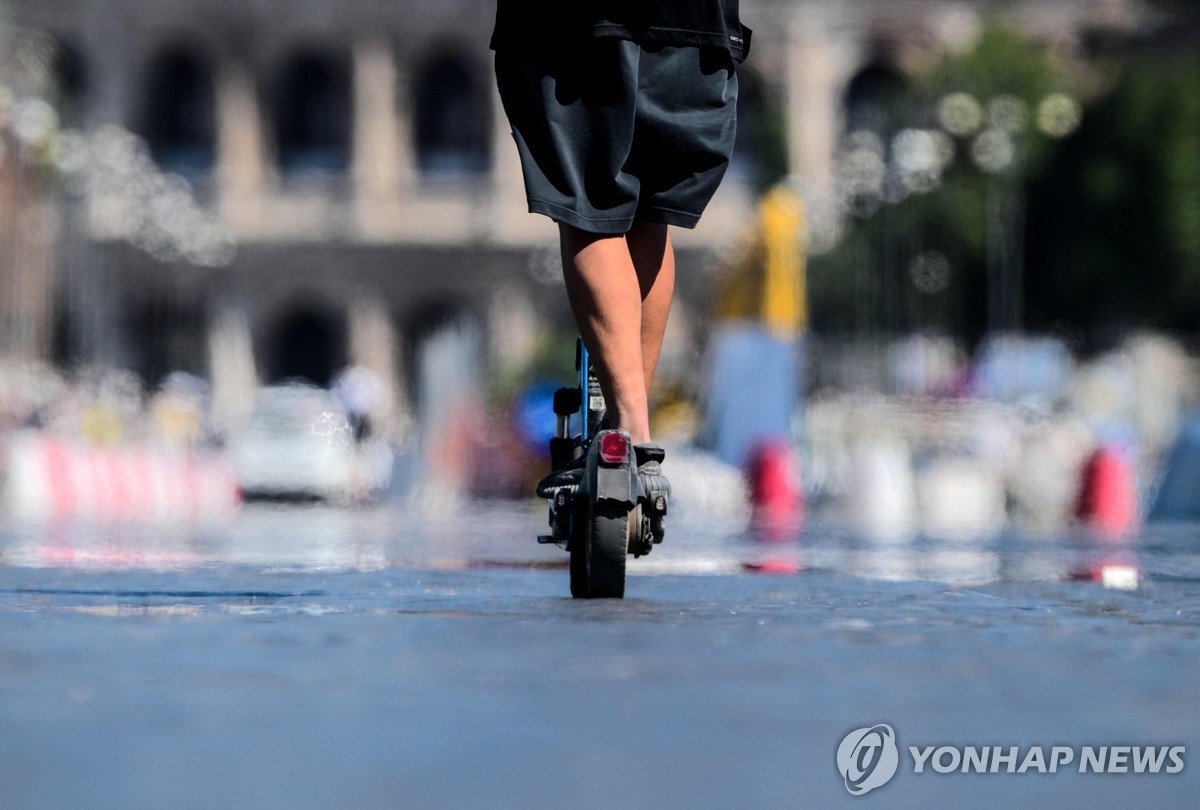 로마 등 이탈리아 7개 도시에 폭염 적색경보…사르데냐 최고 45도 | 연합뉴스
