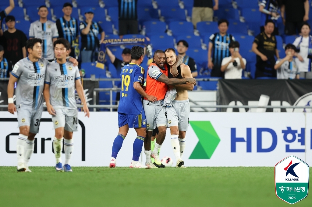 K리그1 인천, 전북 이어 울산도 2-1 격파…무고사 석달만에 골맛 | 연합뉴스