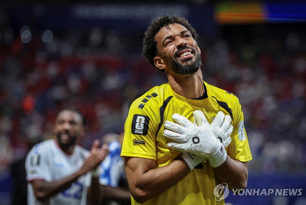 카보베르데 골키퍼 보지냐, 팬이 뽑은 FIFA 월드컵 드림팀 선정 | 연합뉴스