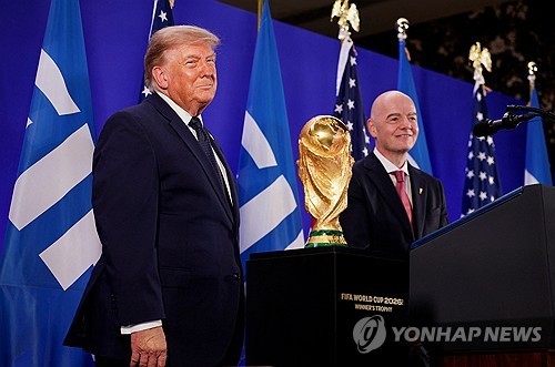 IOC, '정치적 중립 논란' FIFA 회장 조사 거부…"우리 권한 밖" | 연합뉴스