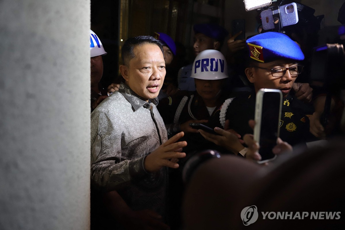 인니 스타 검사, 자금세탁 혐의 구금…385억원 금괴·현금 은닉 | 연합뉴스