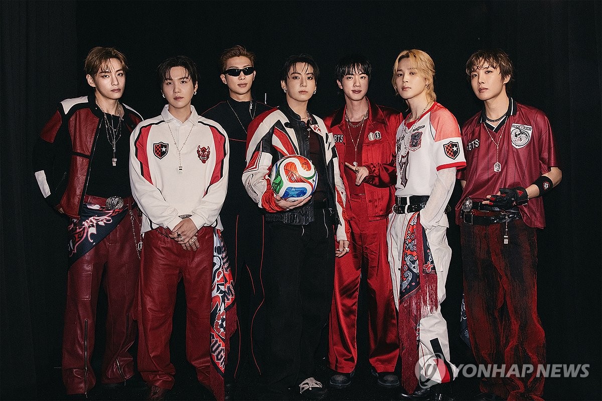 BTS '아리랑' 빌보드 앨범차트 톱10 재진입…"월드컵 공연 영향" | 연합뉴스