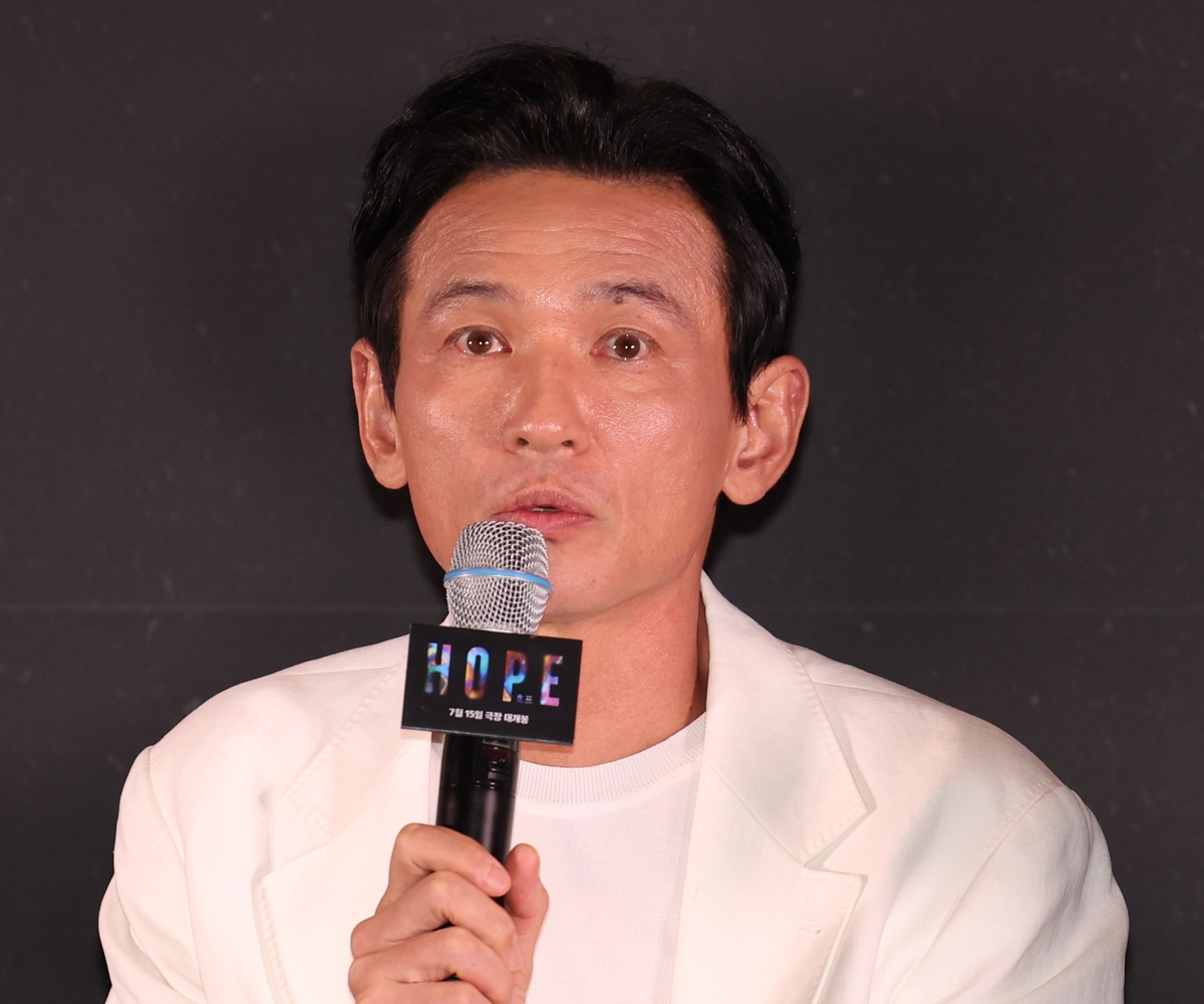 황정민, 사생활 의혹에 "스토킹 피해"…'호프' 측도 "법적 검토"(종합) | 연합뉴스