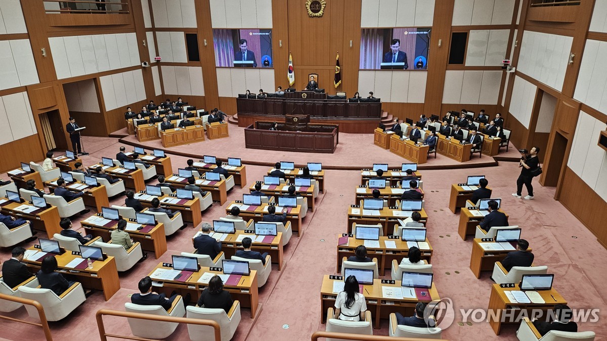 "민생 먼저 챙긴다"…지방의회 해외연수 취소 도미노 | 연합뉴스