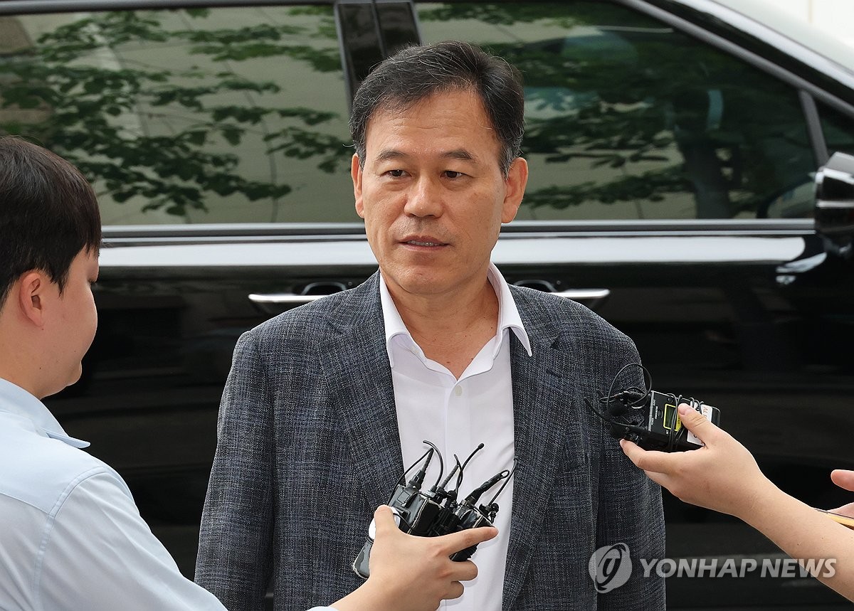 '관저 이전 의혹' 윤한홍 의원 9시간 소환 조사…혐의 부인 | 연합뉴스