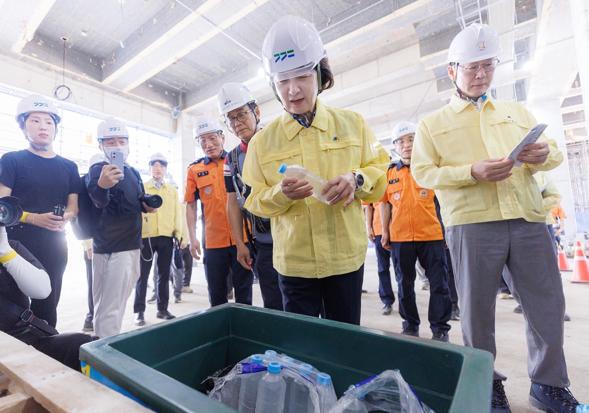 경기도 첫 폭염중대경보에 '비상 2단계'…공공 공사 중지 | 연합뉴스