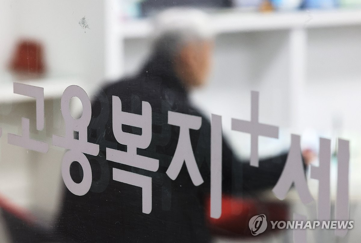 55세 이상 고령 취업자 1천만명 첫 돌파…"73.6세까지 일하고파" | 연합뉴스