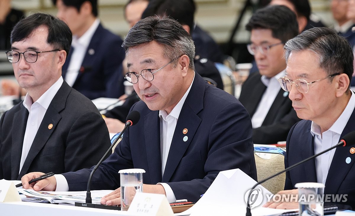 윤호중 "검경 대신 '공중경' 합수본"…'파견금지'로 불가능 지적(종합2보) | 연합뉴스