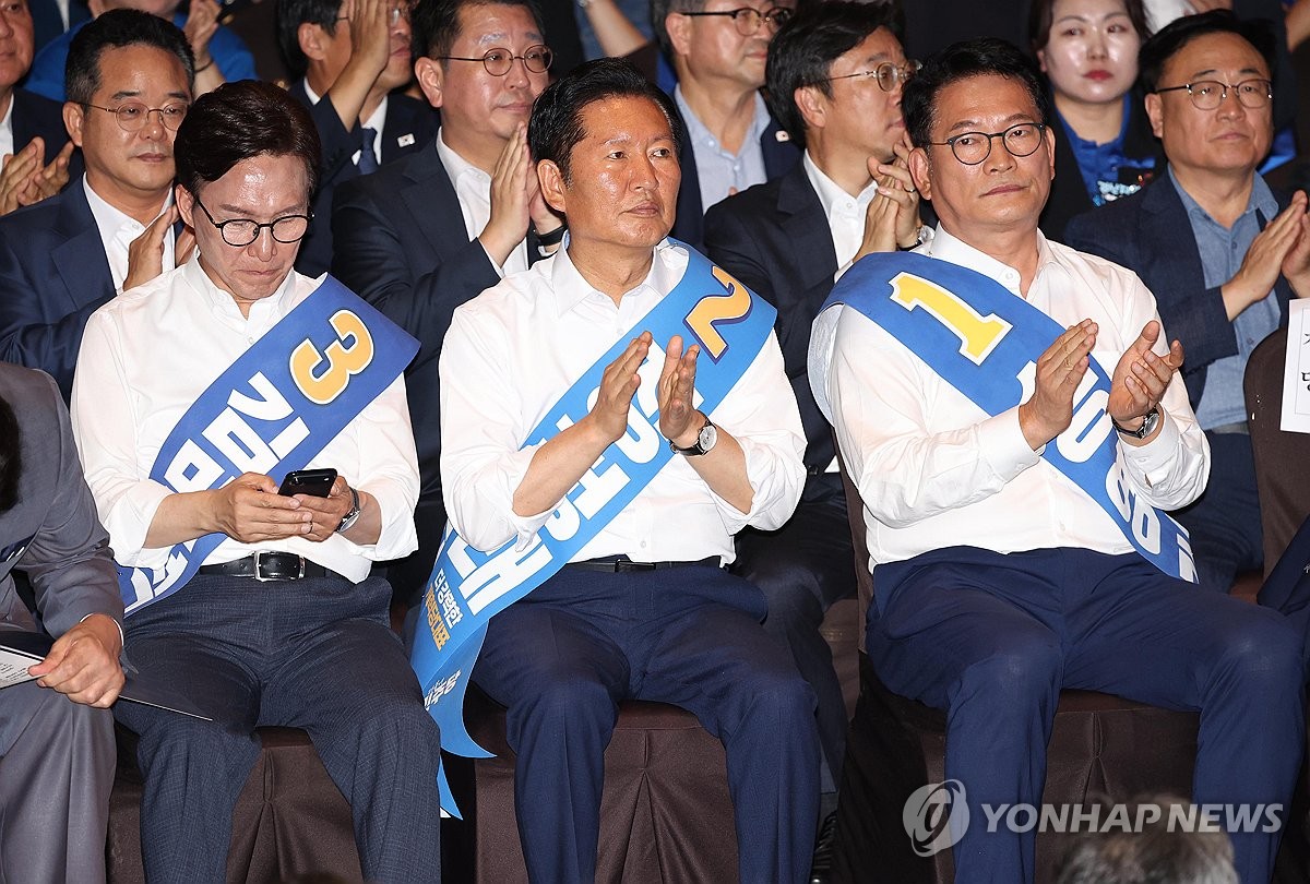 鄭 "전북 서운하지 않게"…金 "서울시장 선거에 신임 건다" | 연합뉴스