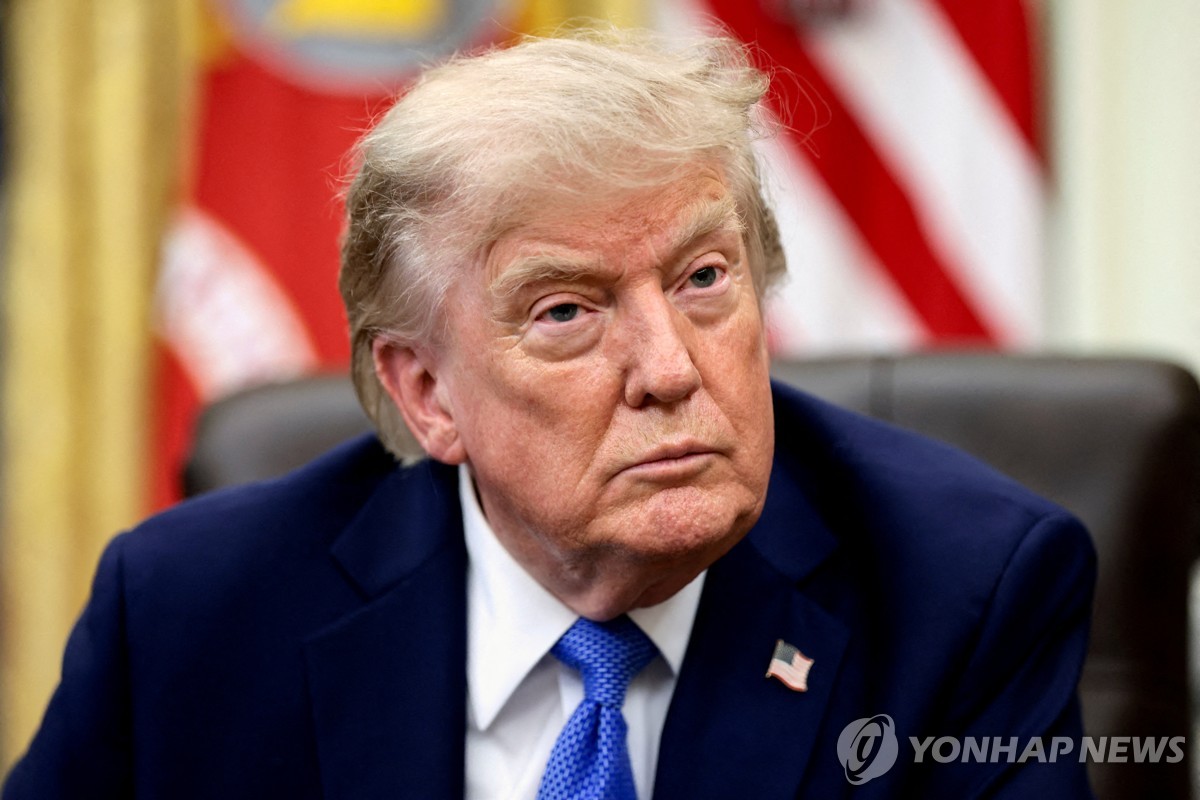 트럼프 "호르무즈 기뢰 모두 제거…美, 유일하게 해협통제" 주장(종합) | 연합뉴스