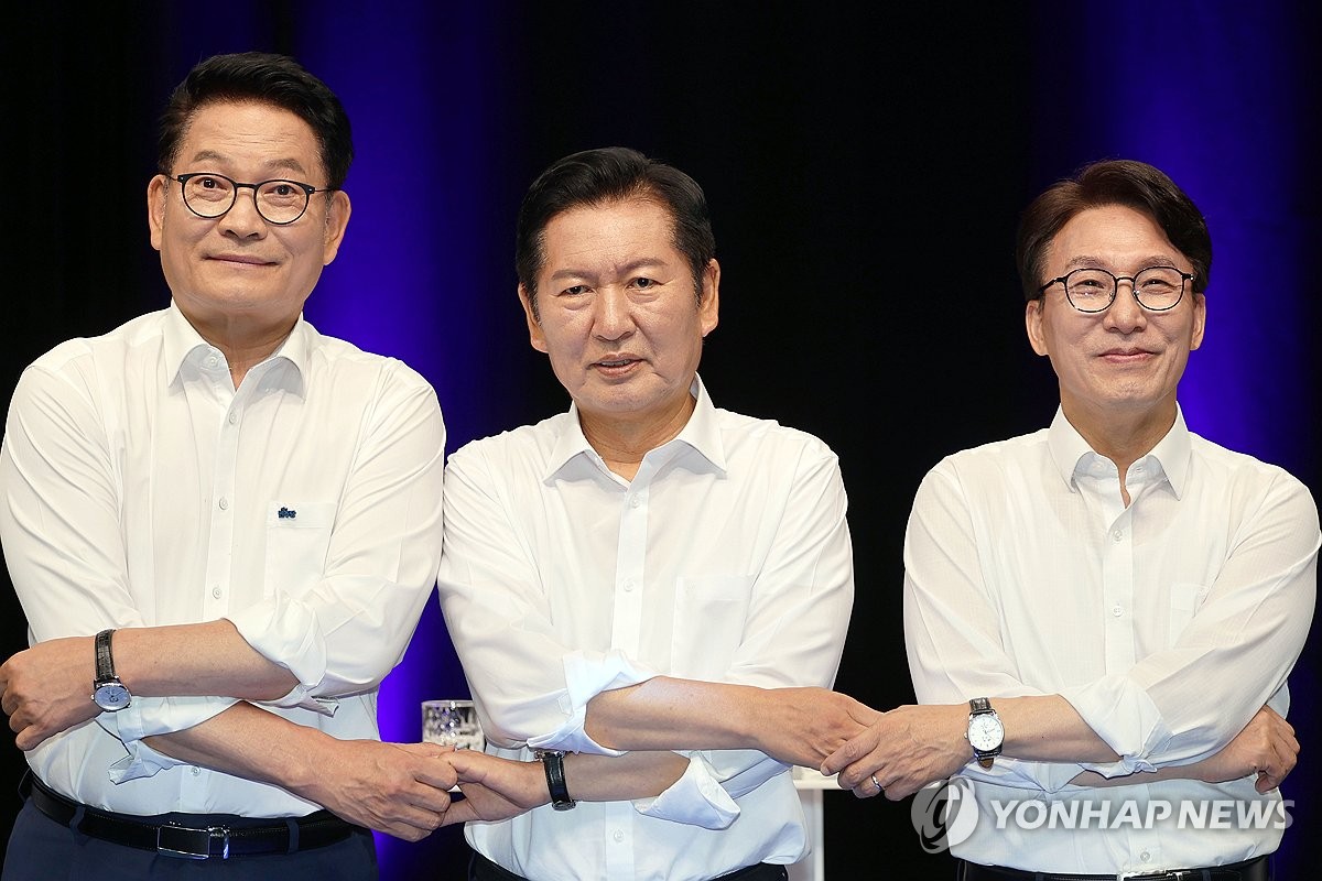 與 '최대 승부처' 호남 투표 돌입…金·鄭, 사활 건 득표 총력전 | 연합뉴스
