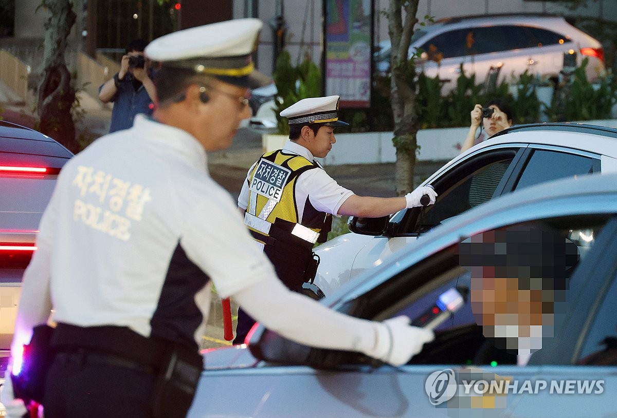자치경찰제 확대…시도지사 개입 막고 중요사건은 국가 직접 지휘 | 연합뉴스