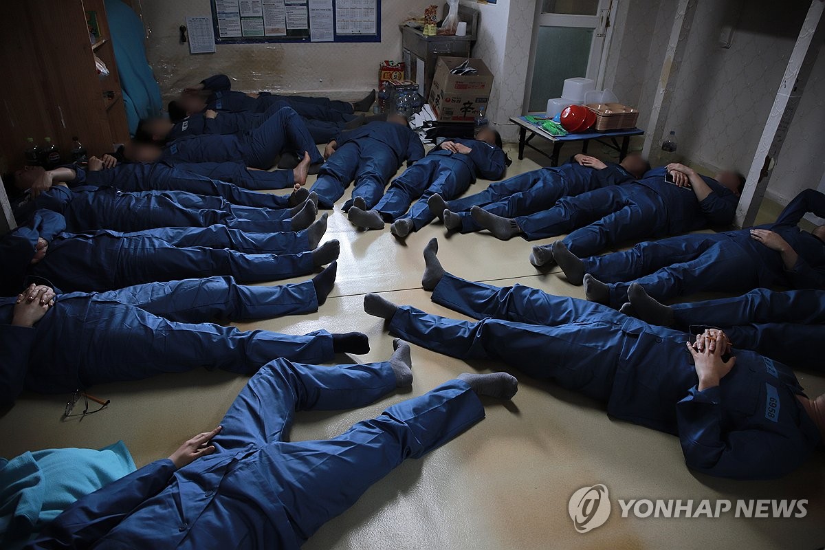 [팩트체크] 교도소 꽉 차서 '솜방망이 처벌'?…형량 아닌 가석방엔 영향 | 연합뉴스