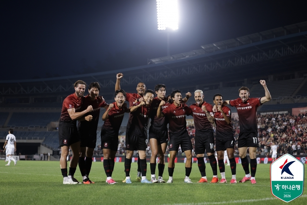 K리그1 부천, 전북 3-2 격파…4경기 무패로 9위 전진 | 연합뉴스