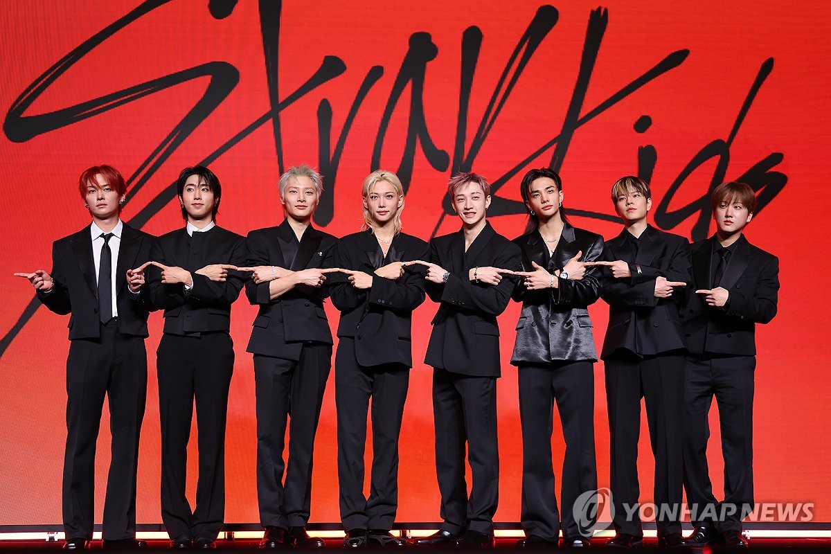 스트레이 키즈, '빌보드 200' 9연속 1위…비틀스 이어 그룹 2번째(종합) | 연합뉴스