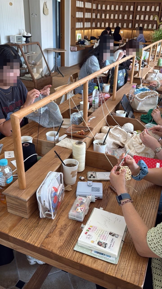 [소셜＋] '빨리빨리' 대신 '한땀 한땀'…손끝 힐링 찾는 청년 '뜨개인'들 | 연합뉴스