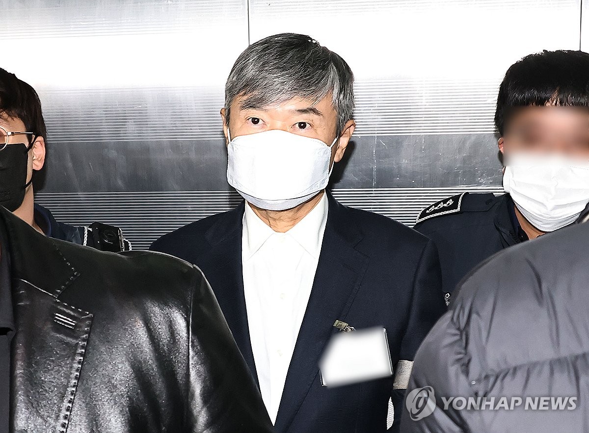 조태용 前국정원장 2심 징역 2년6개월…'정치관여' 유죄(종합) | 연합뉴스