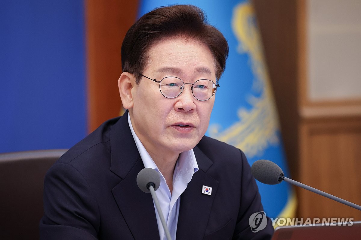 李대통령, '패트 단축법' 통과에 "일이 신속히 돌아가게 됐다" | 연합뉴스