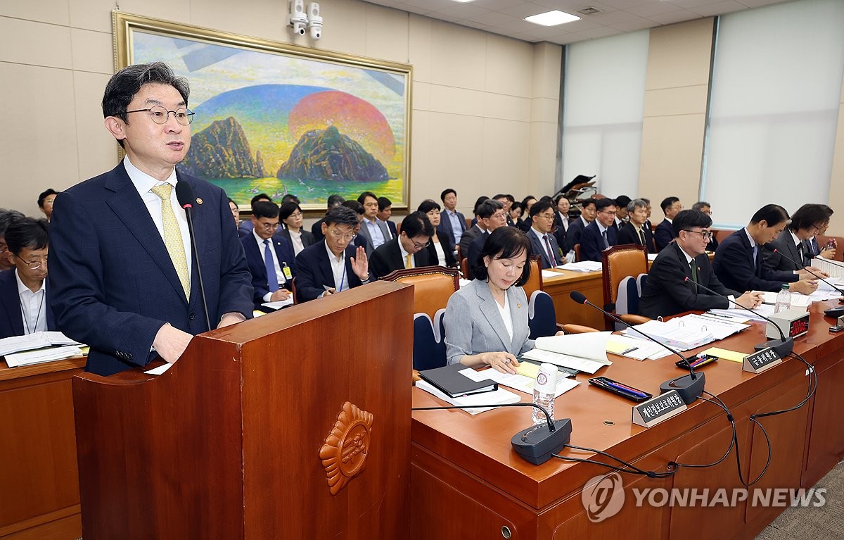 이억원 "잔금대출 기준 분양가·감정가, 은행 자율적 판단"(종합) | 연합뉴스