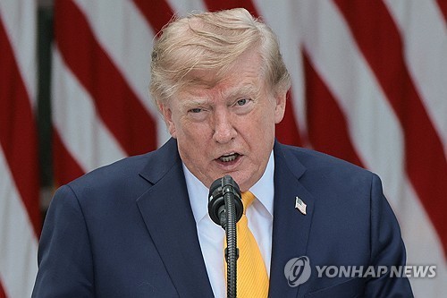 이란전쟁·트럼프 지지하는 미국인 역대 최저…30% 겨우 넘어 | 연합뉴스
