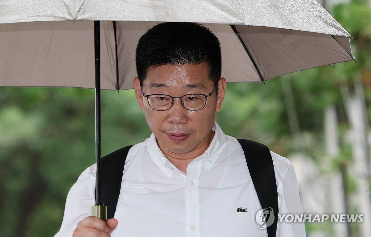 軍, '내란 혐의' 전략사령관 직무배제…조성현도 곧 인사조치 | 연합뉴스