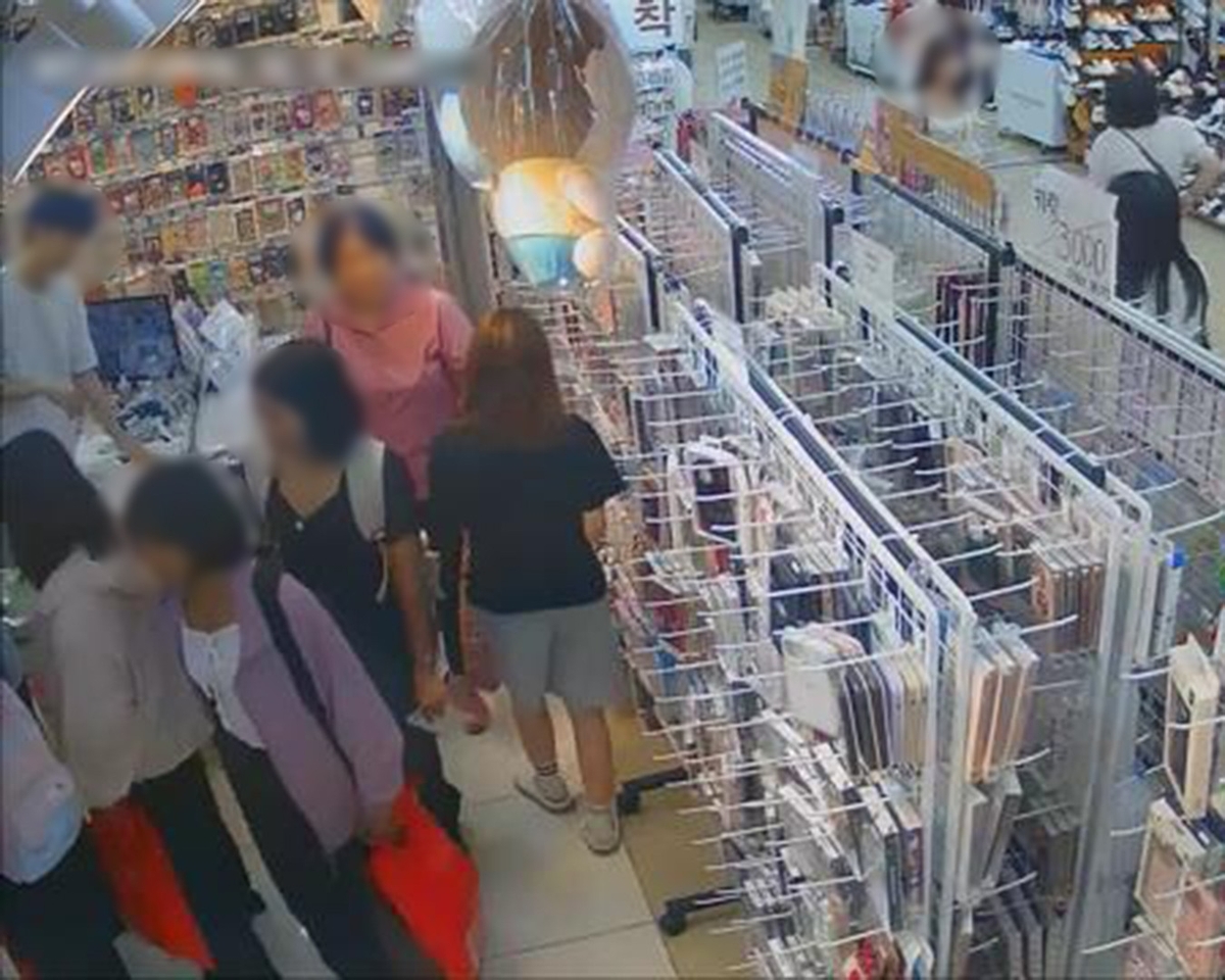 43차례 소매치기 이어 유학생 대상 재범…경찰 눈썰미로 검거 | 연합뉴스