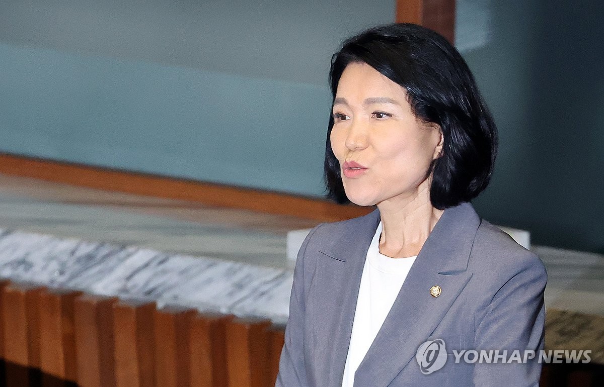 국회, 이진숙 제명촉구 결의안 與주도 가결…李 "민주당 독재" | 연합뉴스