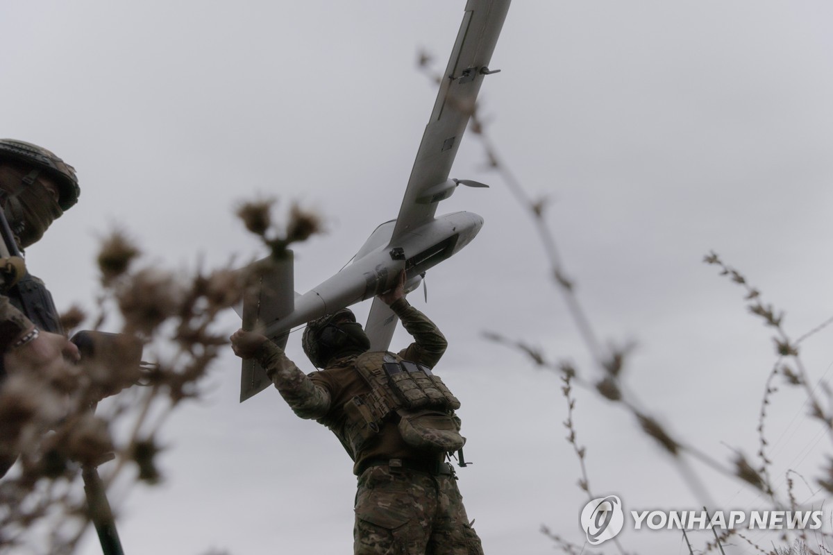 "러, '우크라 드론전' 스타링크 무력화 시스템 대량 생산" | 연합뉴스