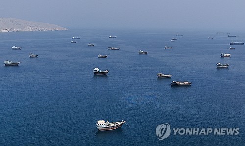 호르무즈 재개방 중재 계속…이란, 美제재에 '국제법 위반' 규탄 | 연합뉴스