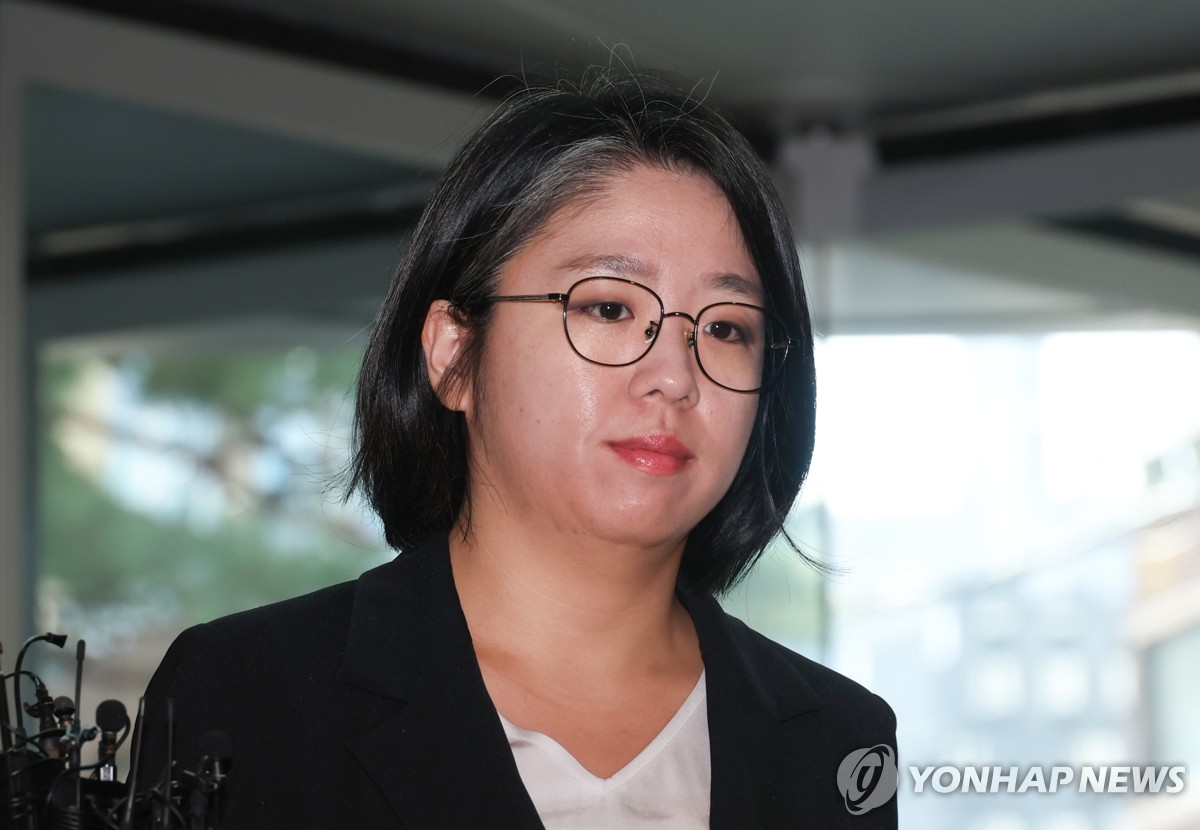 與 "18일"·野 "21일"…용혜인 인사청문 일정 샅바싸움 계속 | 연합뉴스