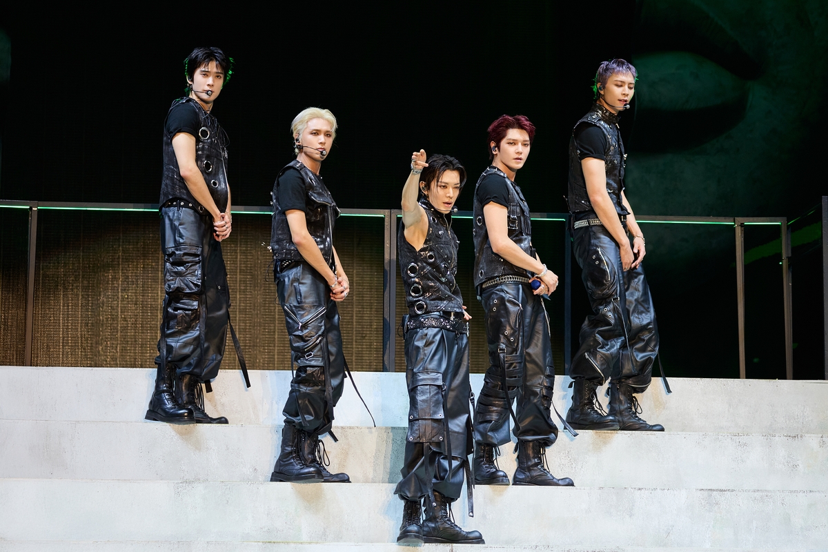 10주년에도 건재한 NCT 127…"우리의 뜨거운 모습을 전 세계에" | 연합뉴스