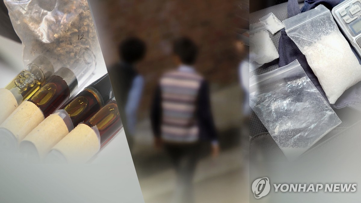 어려지는 마약 밀수범…작년·올해 10대 적발 인원 26명 | 연합뉴스