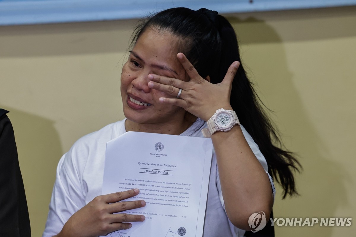인니서 살아돌아온 필리핀 여성사형수, 16년 만에 사면·석방 | 연합뉴스